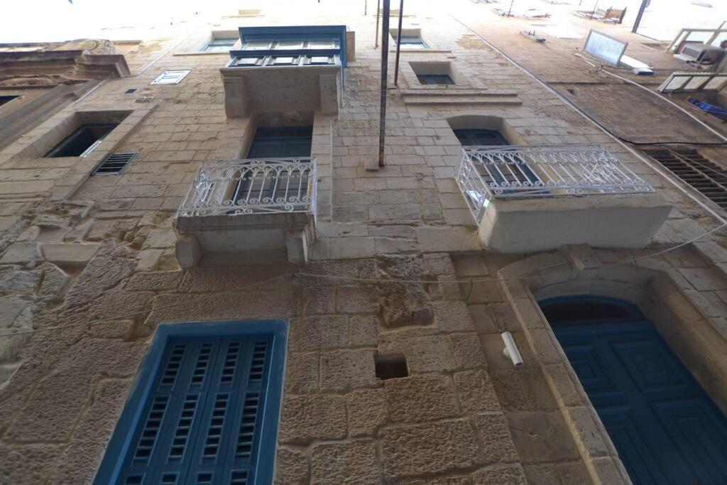 Vallettadreamsuites Groud Floor Shared Sea View Rooof Terrace Valeta Exterior foto
