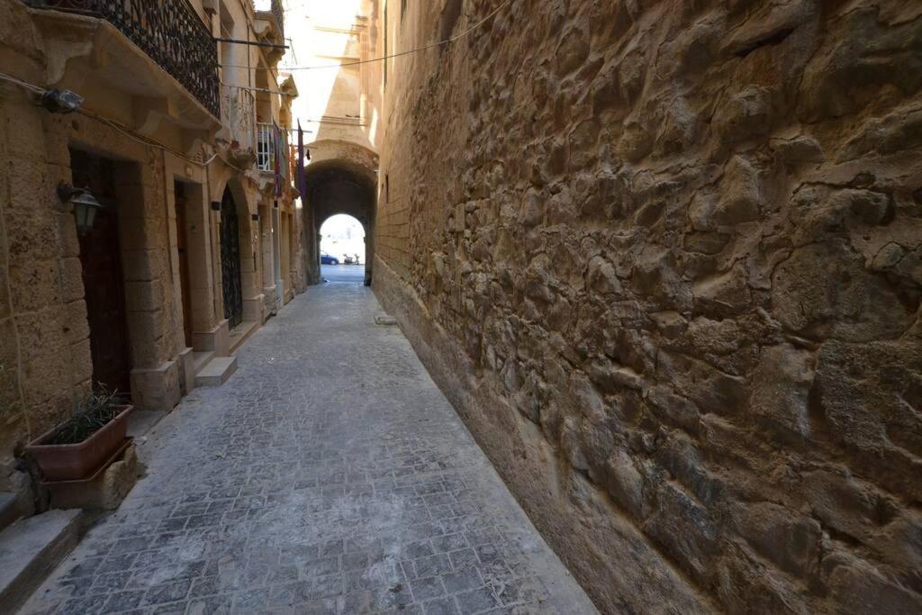 Vallettadreamsuites Groud Floor Shared Sea View Rooof Terrace Valeta Exterior foto